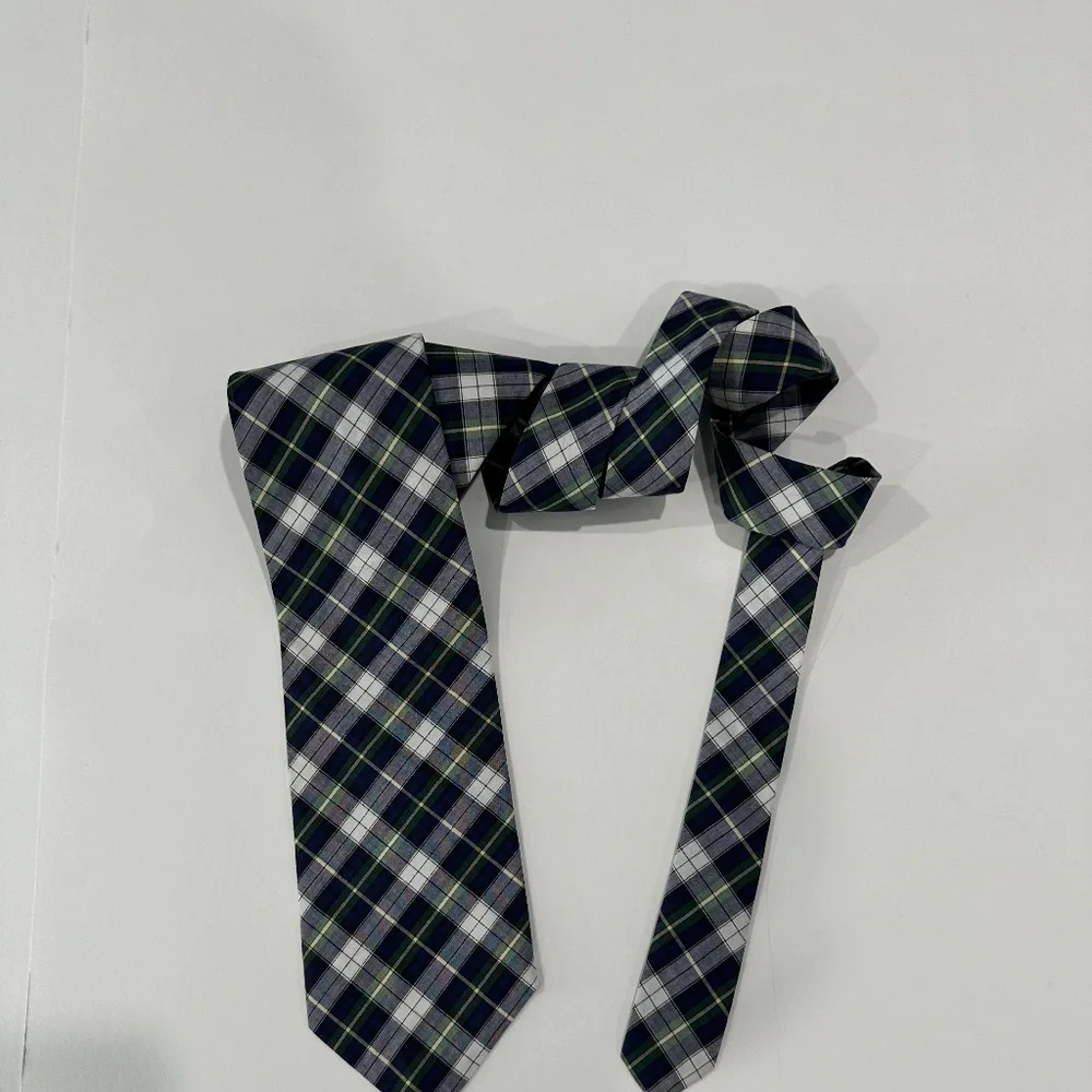 KID's CAPE‎ COD classic neck tie.
